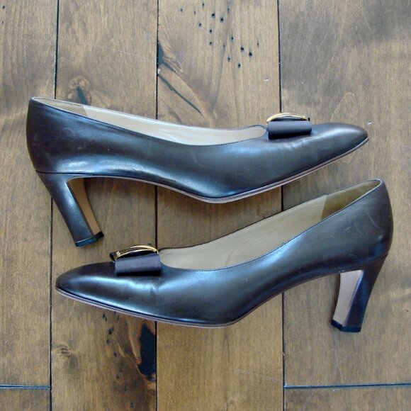 BALLY Brown Leather Pumps Shoes Mid Heel Gold Bow Detail Mosana Office Size 10 M - Picture 12 of 13